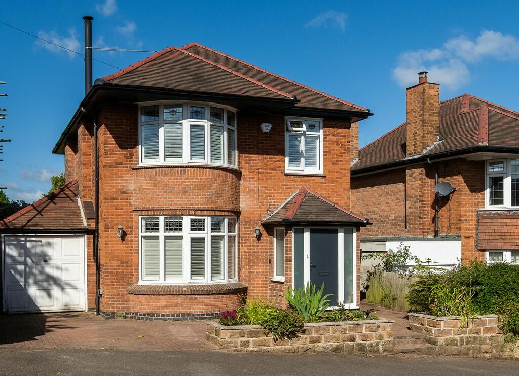 4 bedroom detached house for sale in Selby Road, West Bridgford, NG2
