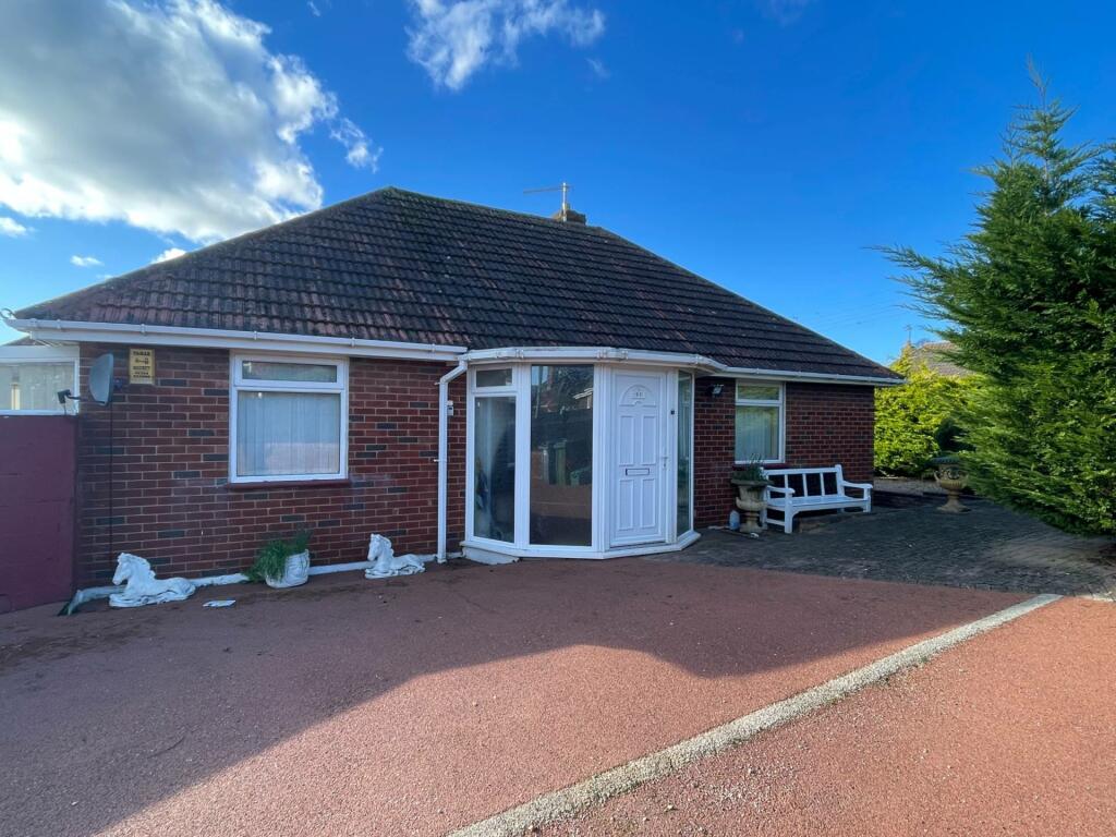 2 bedroom bungalow for sale in Elmfield Crescent, Exmouth, EX8