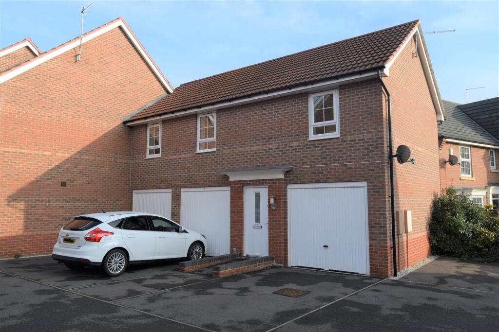 Main image of property: Townhill SquareFernwoodNewarkNottinghamshire