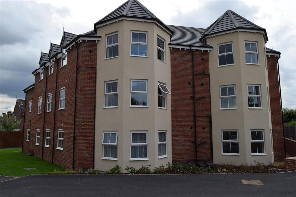 Main image of property: The Crossings, Newark, Nottinghamshire