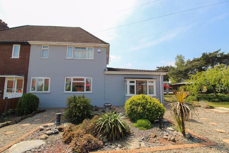 4 bedroom semidetached house for sale in Pinewood Close, Hellesdon