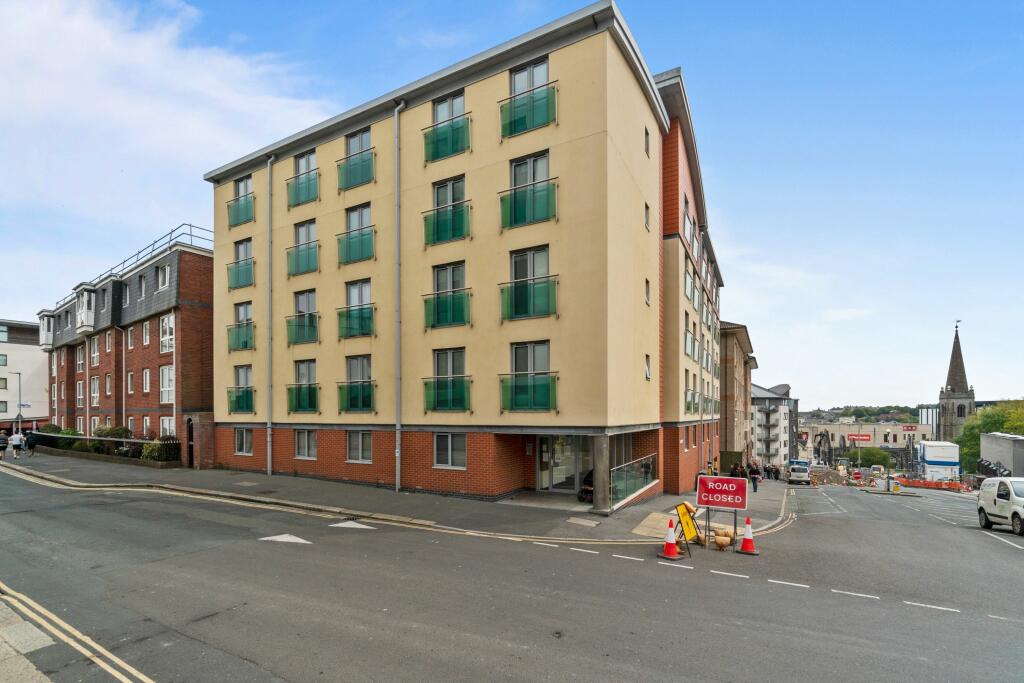 1 bedroom apartment for rent in Regent Street, City centre, Plymouth, PL4