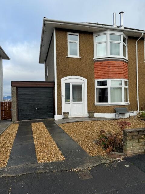 Main image of property: 96 Hillview Drive, Clarkston, Glasgow, G76 7JD