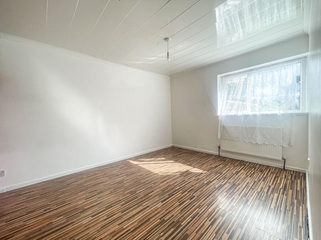 Additional property image - 27 Bassett Croft, Birmingham, B10 0EB
