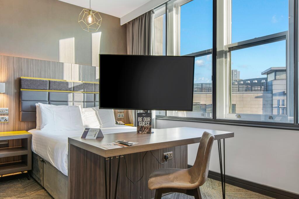 Main image of property: Smart Studi0, Corn Exchange, Exchange Square
