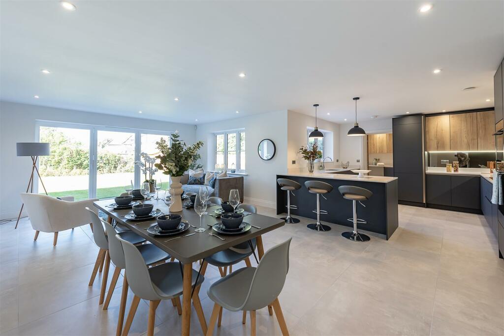 Additional property image - Woodstock Road North, St. Albans