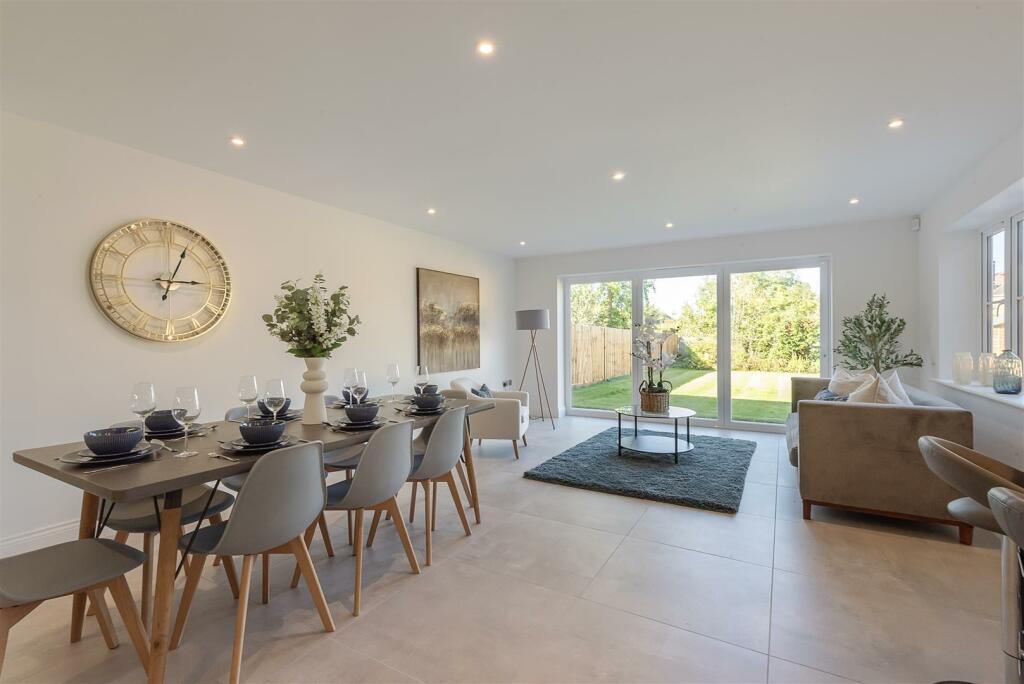 Additional property image - Woodstock Road North, St. Albans