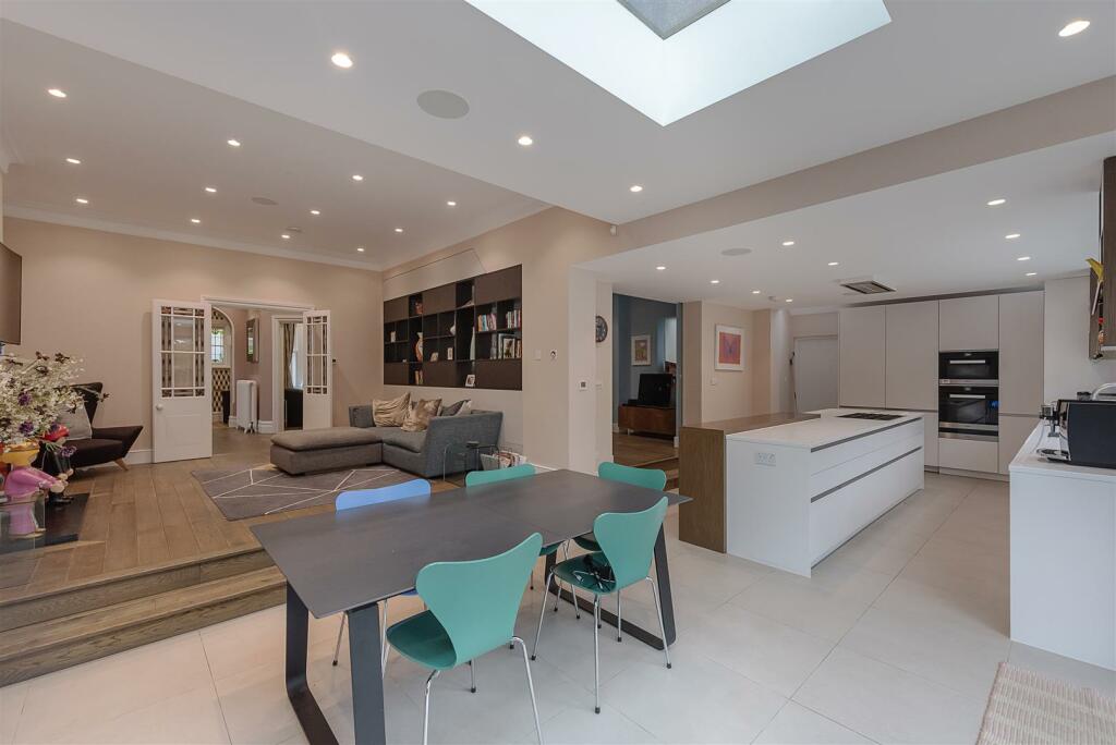 Additional property image - Moreton Avenue, Harpenden