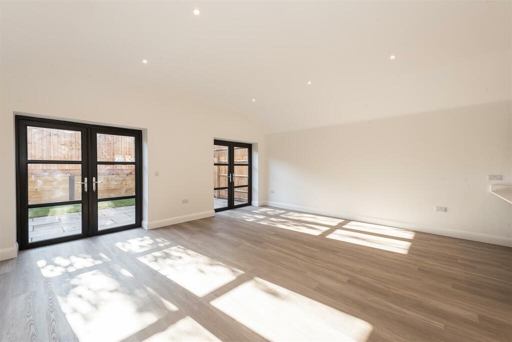 Additional property image - Moreton End Lane, Harpenden