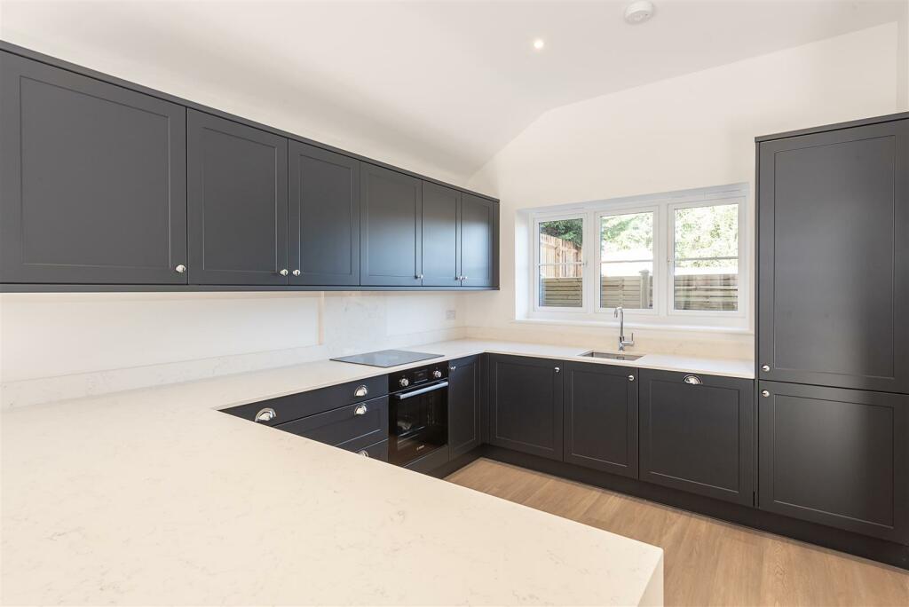 Additional property image - Moreton End Lane, Harpenden