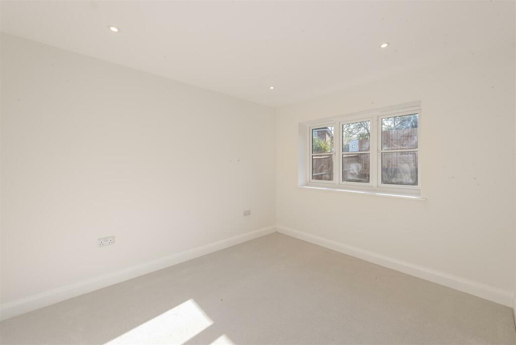 Additional property image - Moreton End Lane, Harpenden