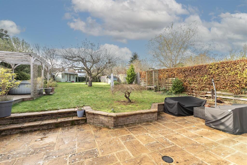 Additional property image - Dalkeith Road, Harpenden