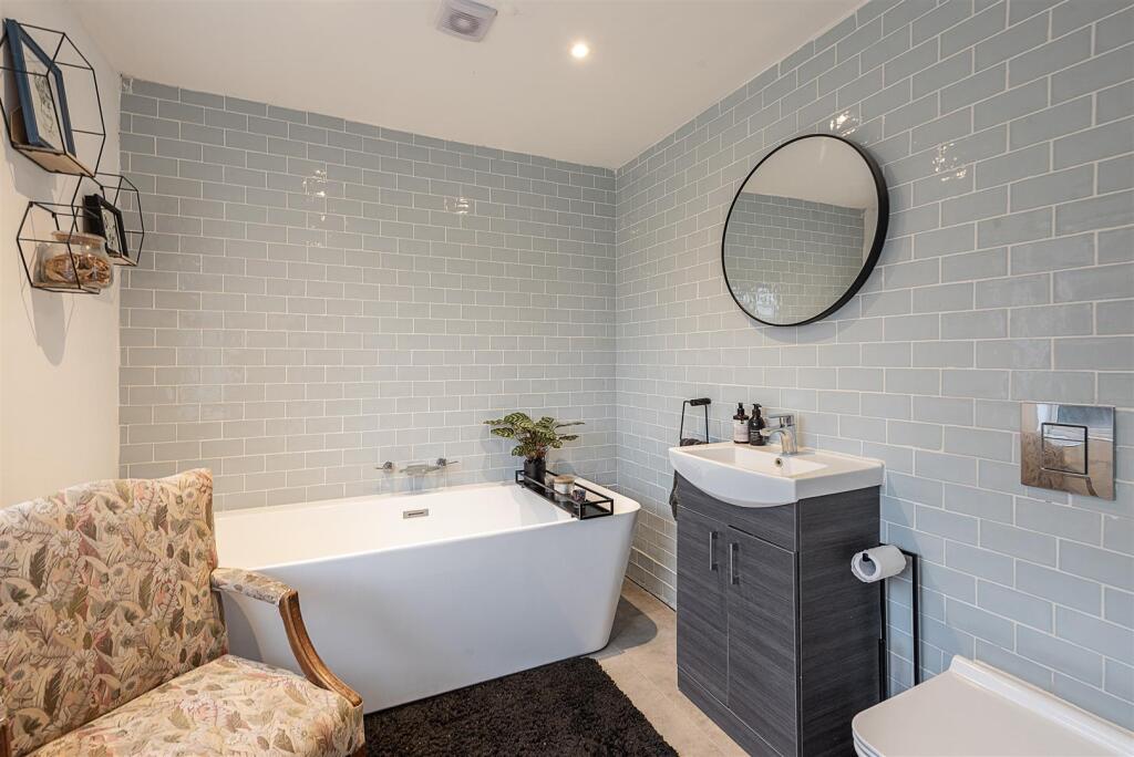 Additional property image - Lower Luton Road, Wheathampstead