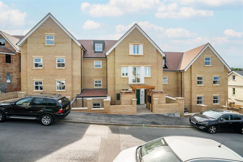 Additional property image - Bloomfield Road, Harpenden
