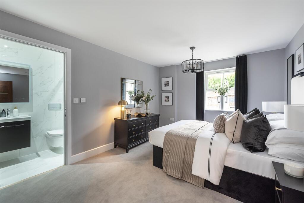 Additional property image - Bloomfield Road, Harpenden