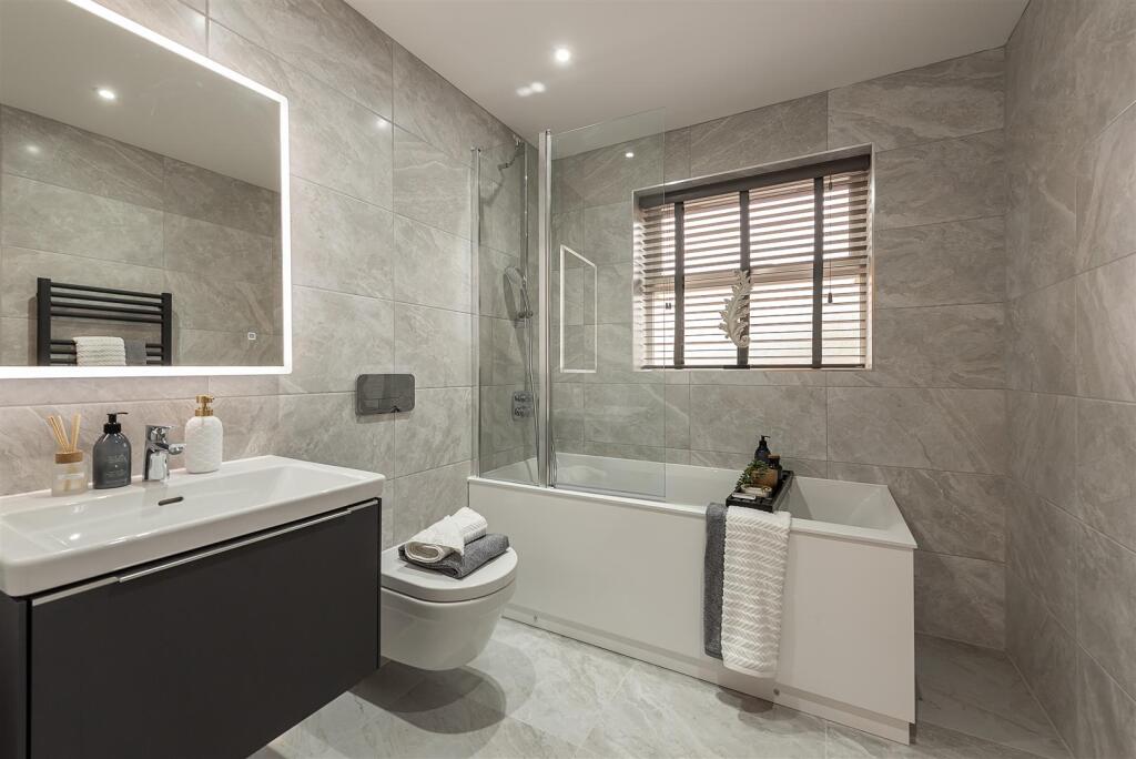 Additional property image - Bloomfield Road, Harpenden