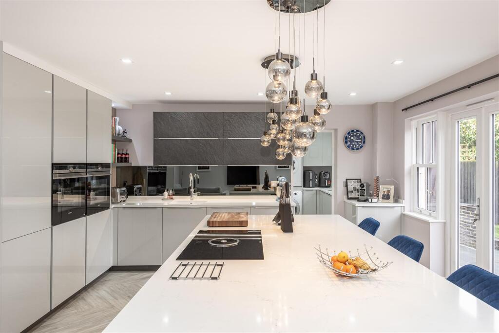Additional property image - Crabtree Lane, Harpenden