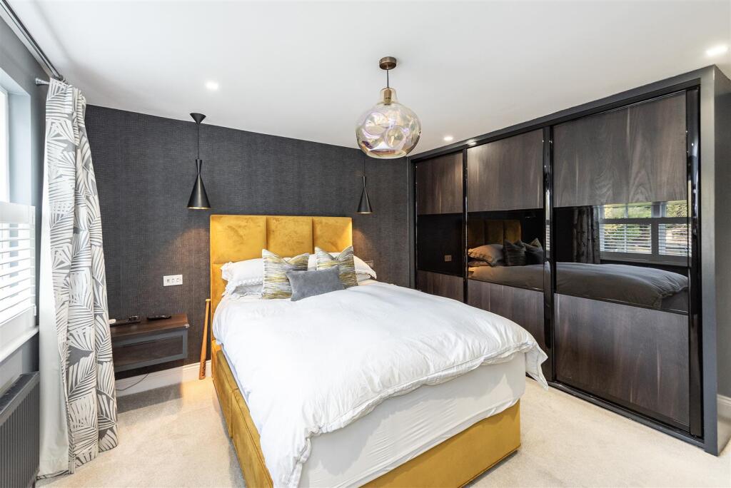 Additional property image - Crabtree Lane, Harpenden