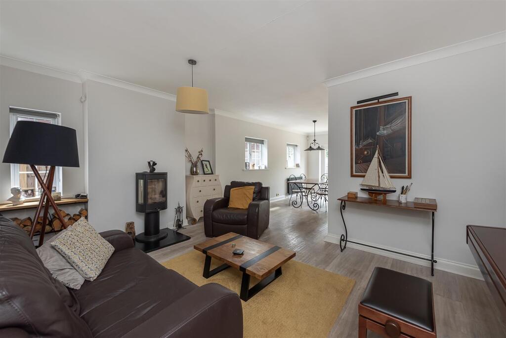 Additional property image - Connaught Road, Harpenden