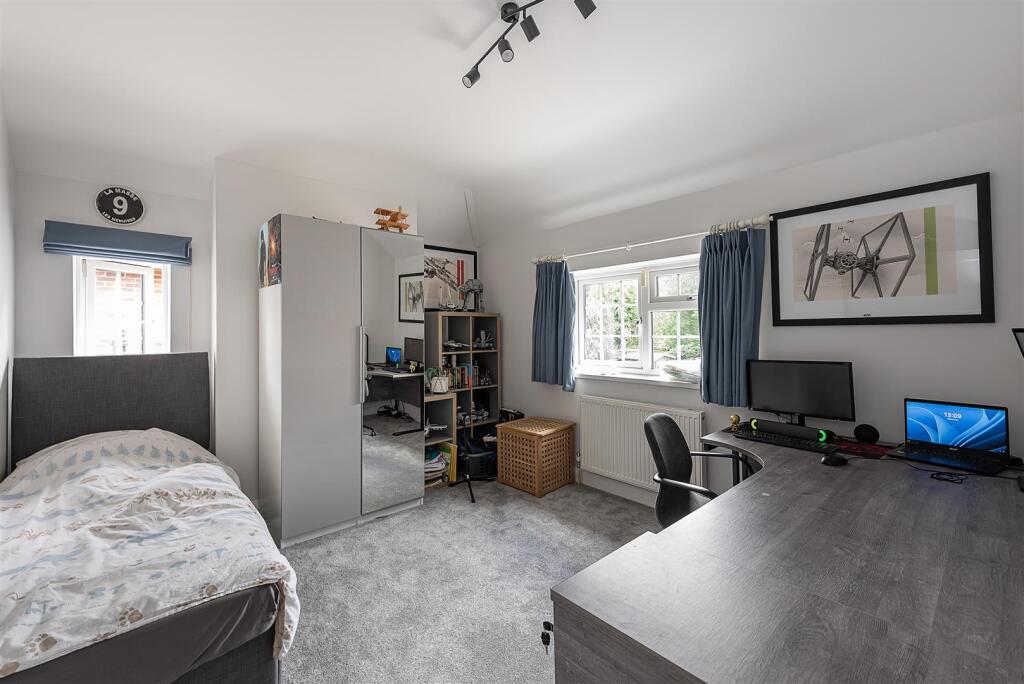 Additional property image - Connaught Road, Harpenden
