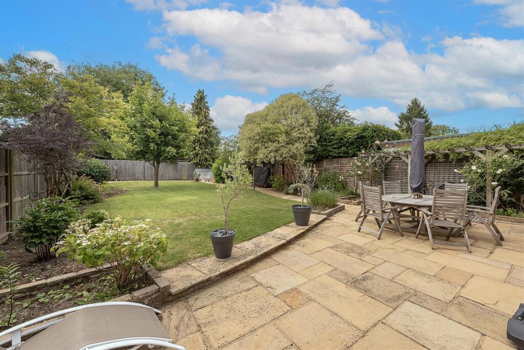 Additional property image - Connaught Road, Harpenden