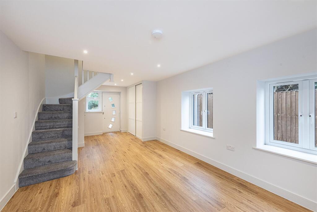 Additional property image - Crown Street, Redbourn
