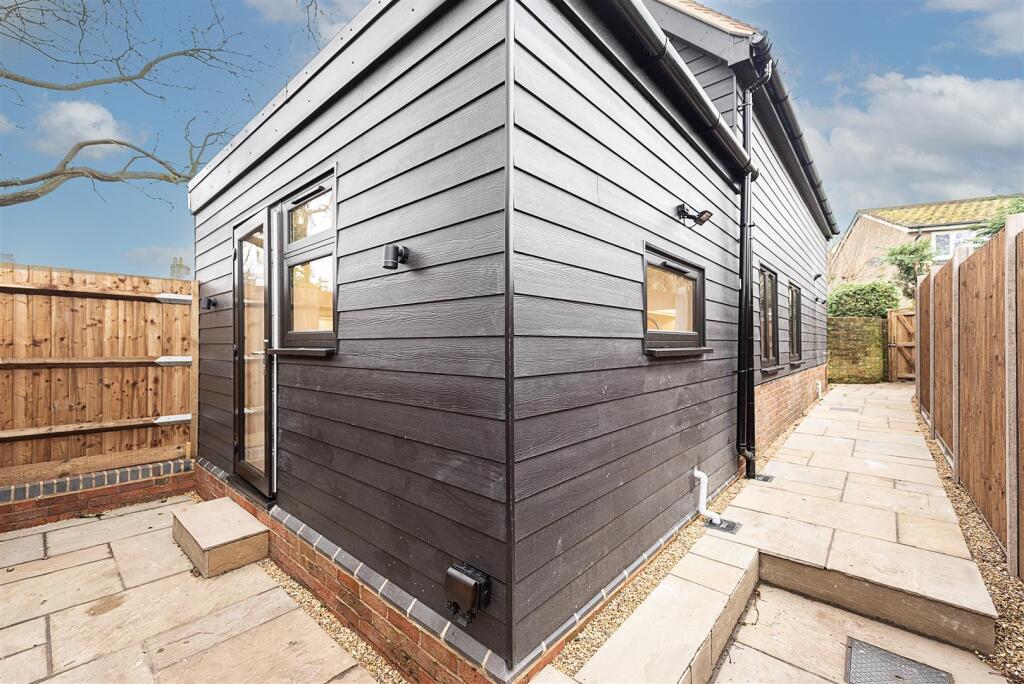 Additional property image - Crown Street, Redbourn