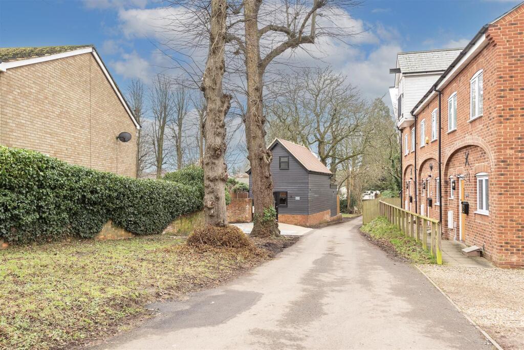 Additional property image - Crown Street, Redbourn