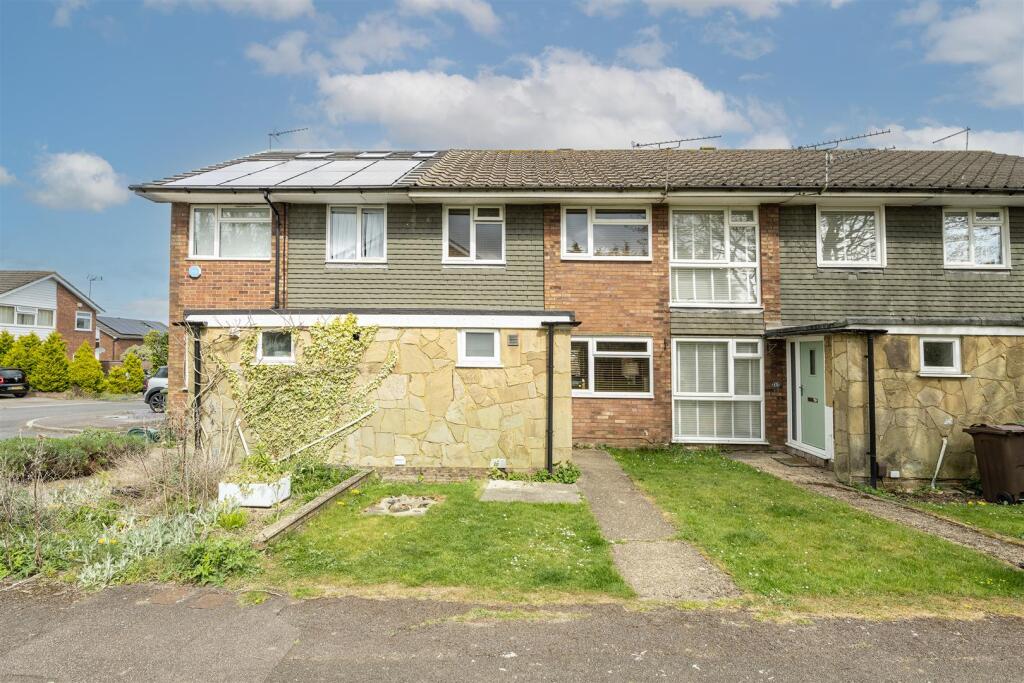 Main image of property: Fairfield Close, Harpenden