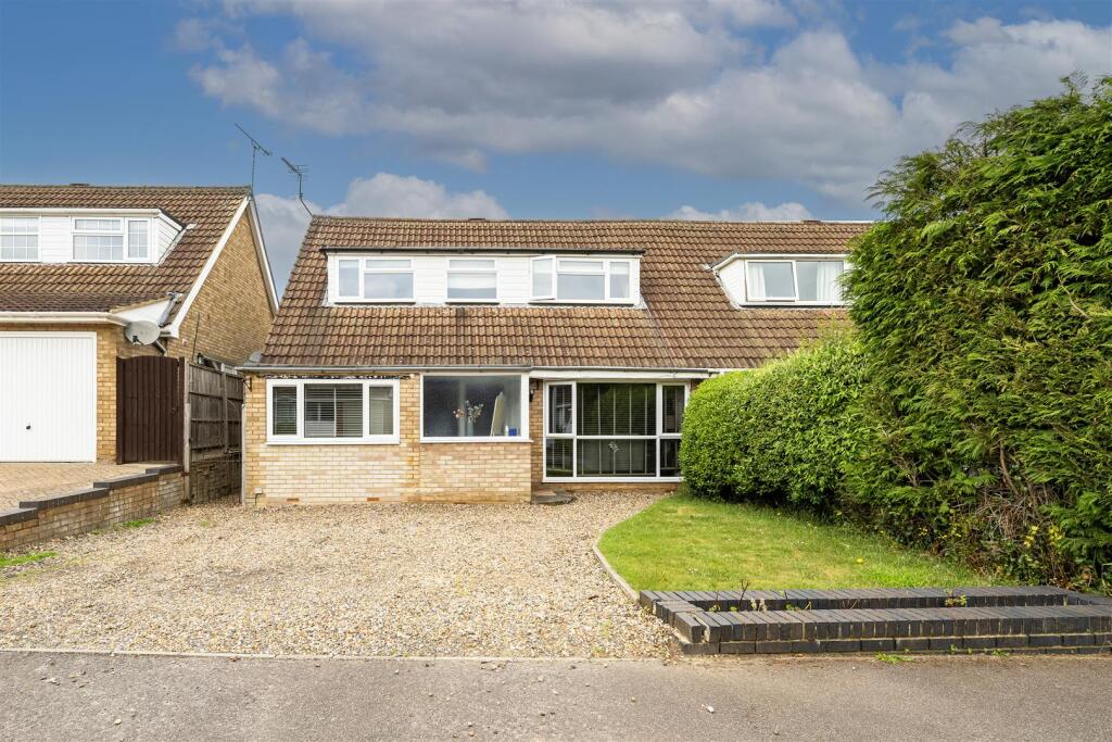 Main image of property: Kinsbourne Close, Harpenden