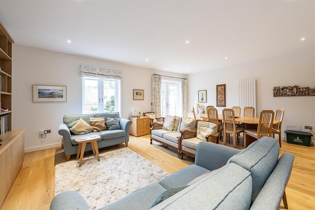 Additional image 4 of Gibbs Close, Harpenden
