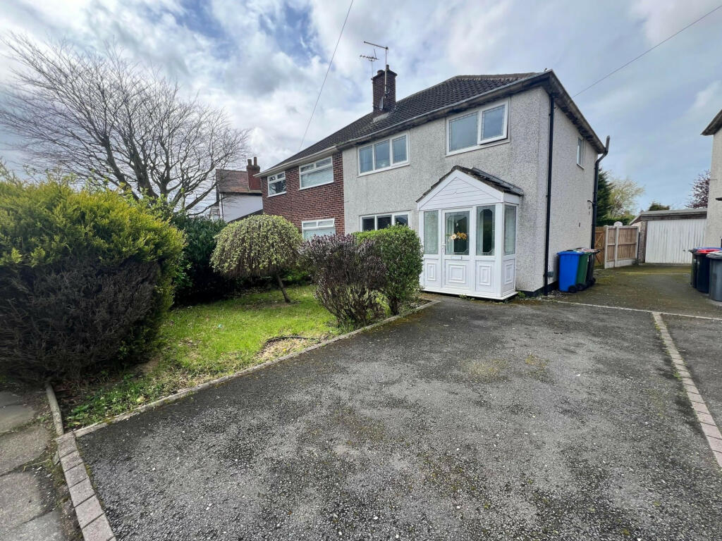 3 bedroom semidetached house for sale in Hawthorne Road, Thornton, FY5