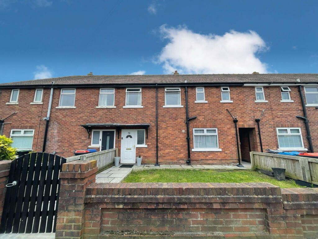 3 bedroom terraced house for sale in Devonshire Avenue, Thornton, FY5