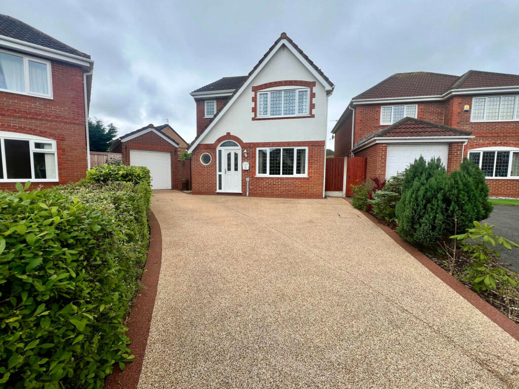 3 bedroom detached house for sale in Burgundy Crescent, Cleveleys, FY5