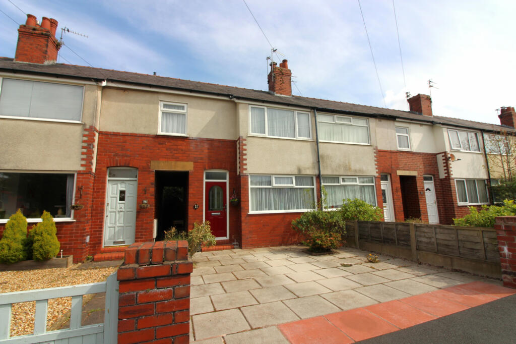 3 bedroom terraced house for sale in Westwood Avenue, PoultonLeFylde, FY6
