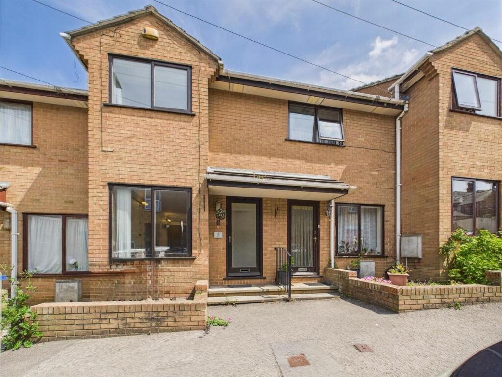 Main image of property: Belvedere Terrace, Scarborough