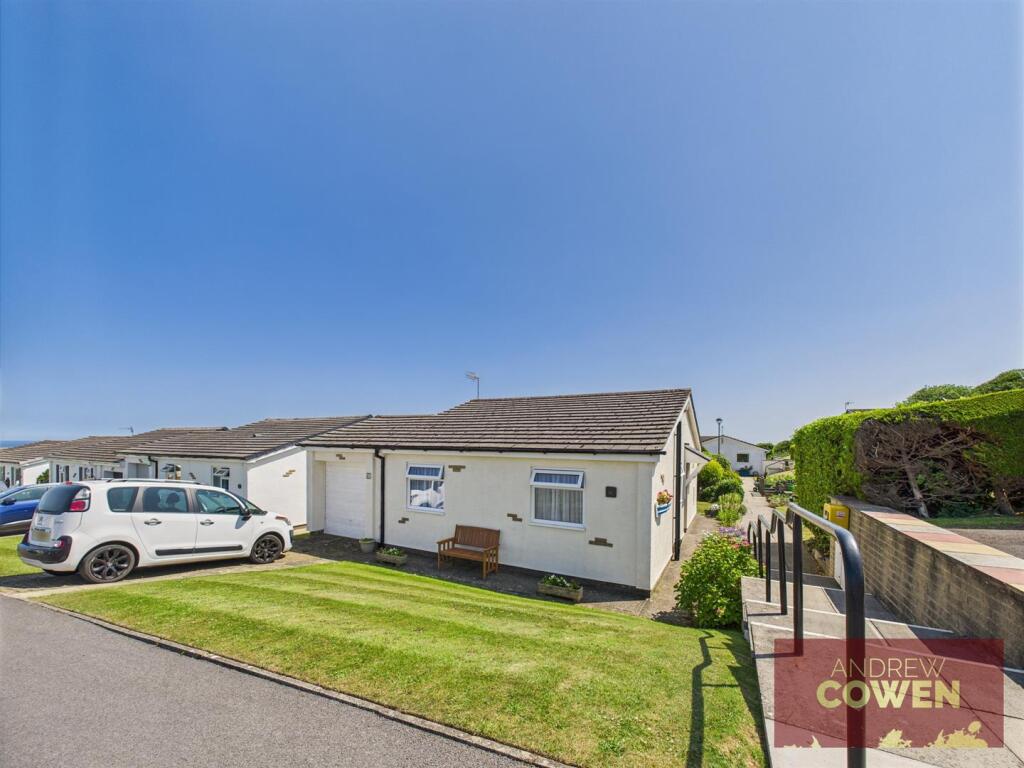Main image of property: Knipe Point Drive, Scarborough