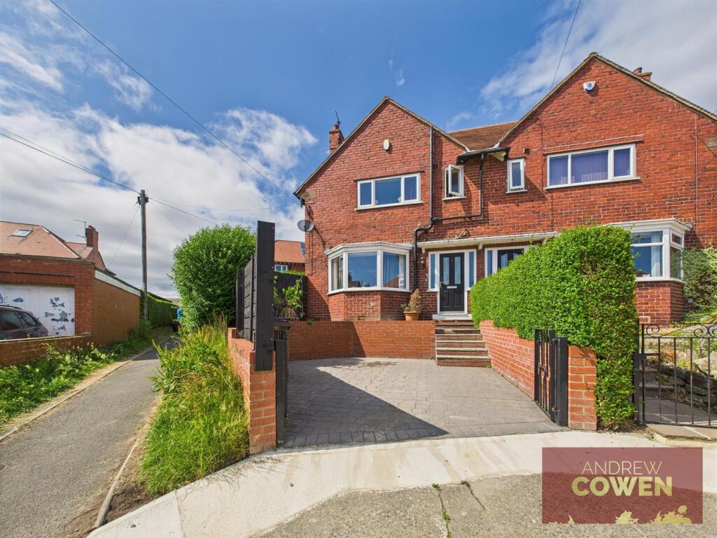 Main image of property: Broom Walk, Scarborough
