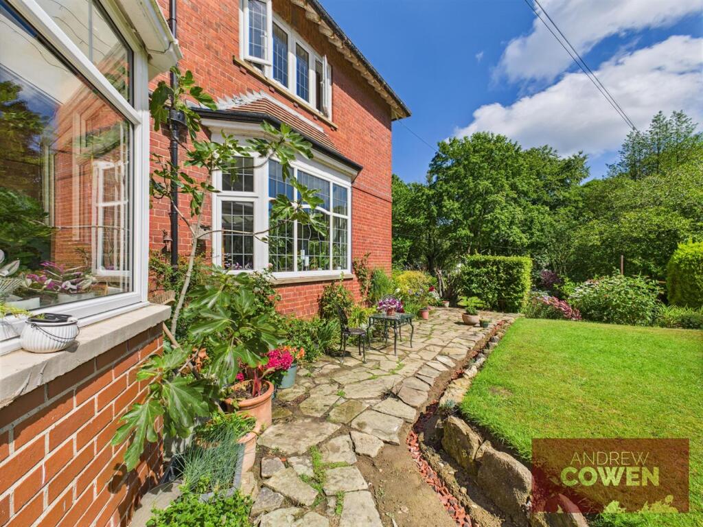 Main image of property: Weaponness Park, Scarborough