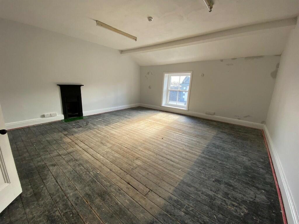 Additional property image - 33 Castle Street, Clitheroe, Lancashire, BB7