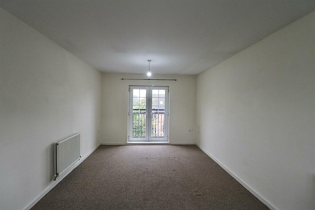 Additional property image - Buchanan Road, Rugby