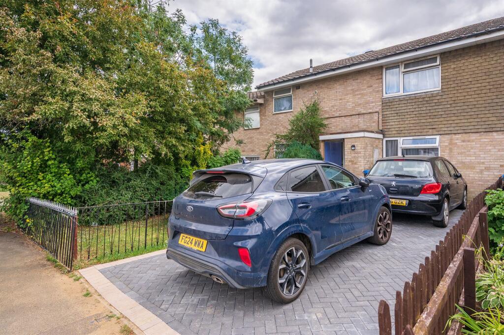 Main image of property: Redwood Close, Desborough, Kettering