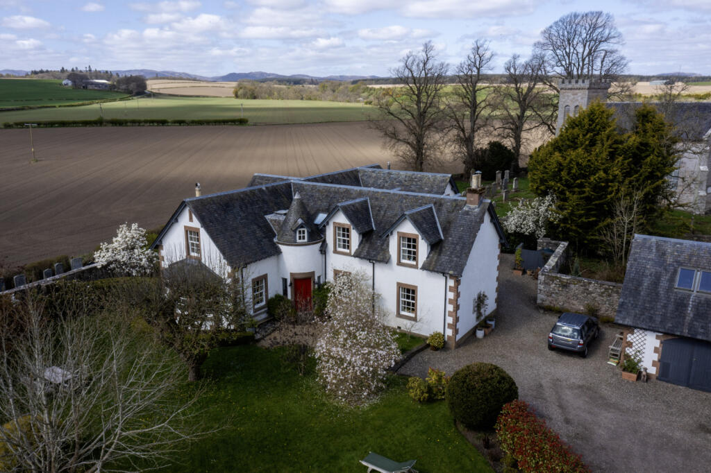 4 bedroom detached house for sale in Newhouse, Moneydie, Luncarty