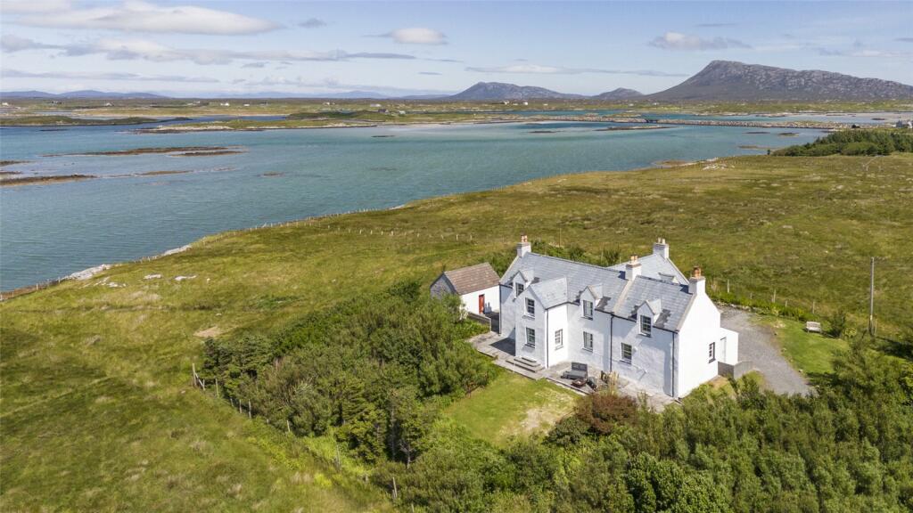 Main image of property: Gob-An-Rudha, Ardnastruban, Grimsay, Isle of North Uist, HS6