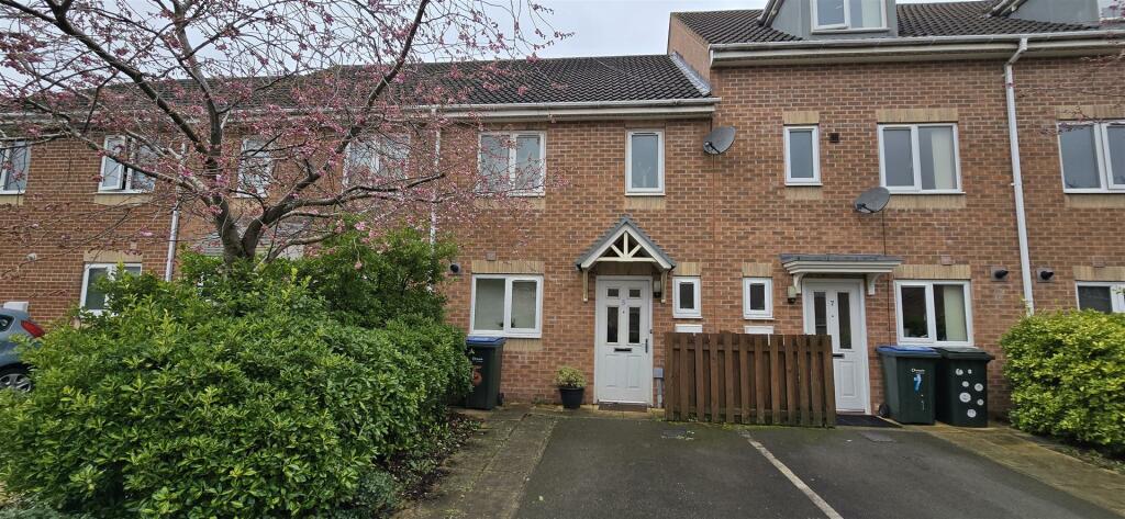 3 bedroom property for rent in Carroll Crescent, Wyken, Coventry, CV2
