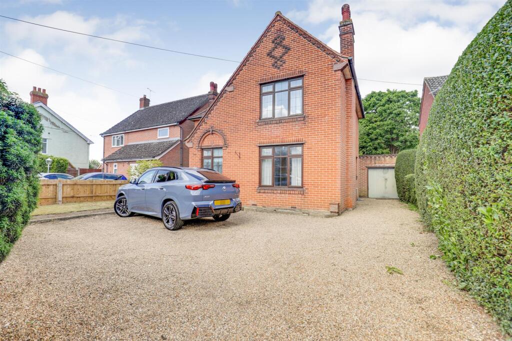Main image of property: Bixley Road, Ipswich