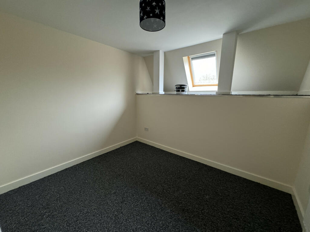 Additional property image - Flat 1, High Street, Bromsgrove, Worcestershire, B61