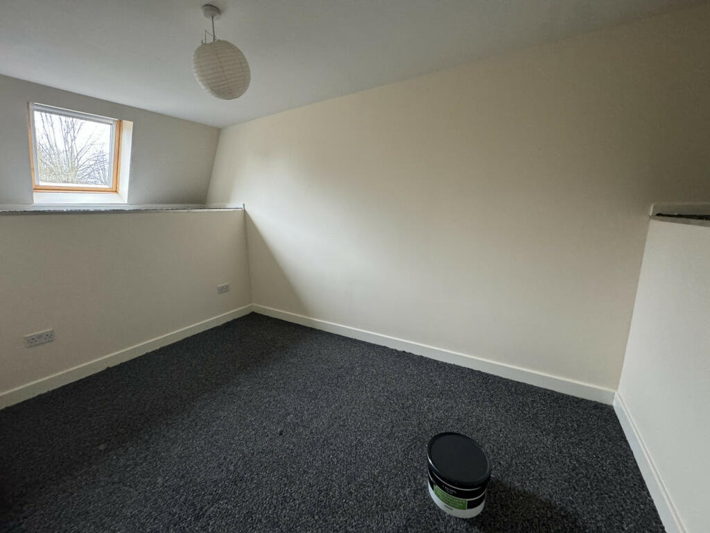 Additional property image - Flat 1, High Street, Bromsgrove, Worcestershire, B61