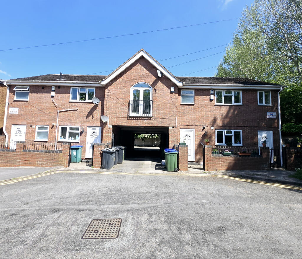 Main image of property: East Avenue, Tividale, Oldbury, B69