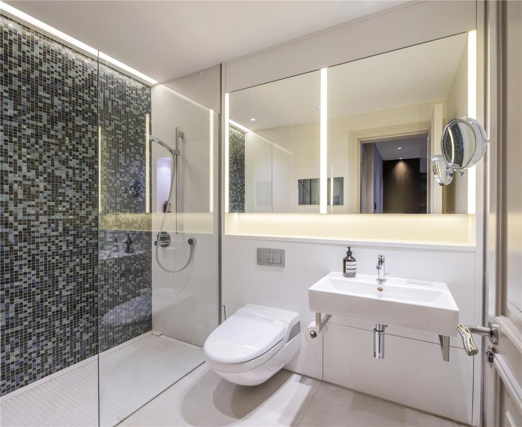 7 bedroom apartment for sale in Buxmead, 67 The Avenue, London, N2